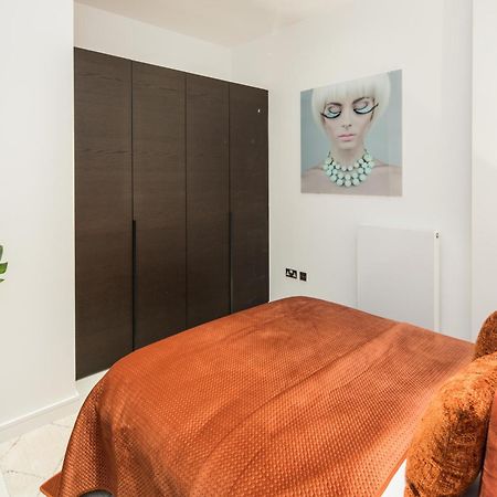 Al Central-Soho-Chinatown-Coventgarden-Cozy-Onebed Διαμέρισμα Λονδίνο Εξωτερικό φωτογραφία