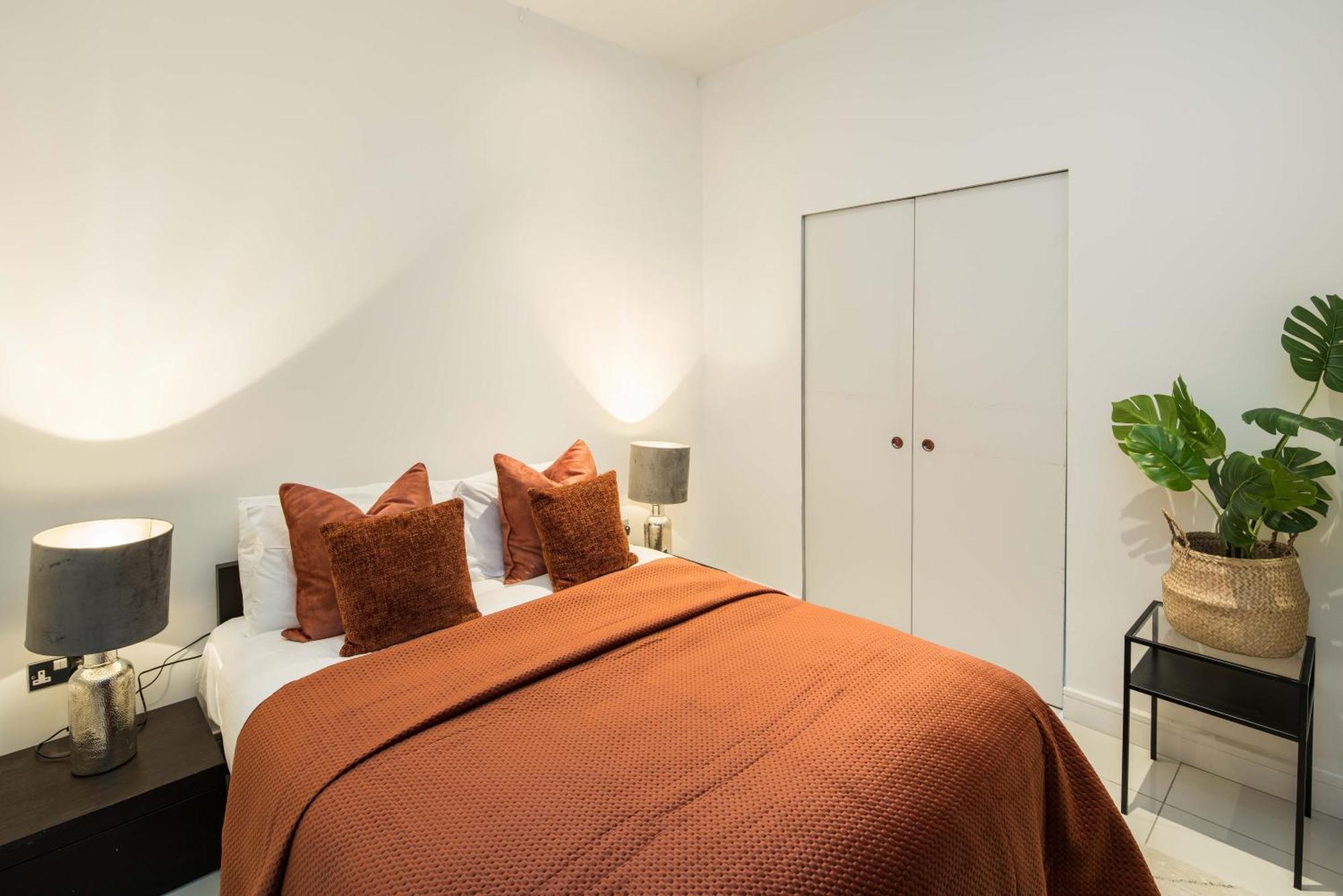 Al Central-Soho-Chinatown-Coventgarden-Cozy-Onebed Διαμέρισμα Λονδίνο Εξωτερικό φωτογραφία