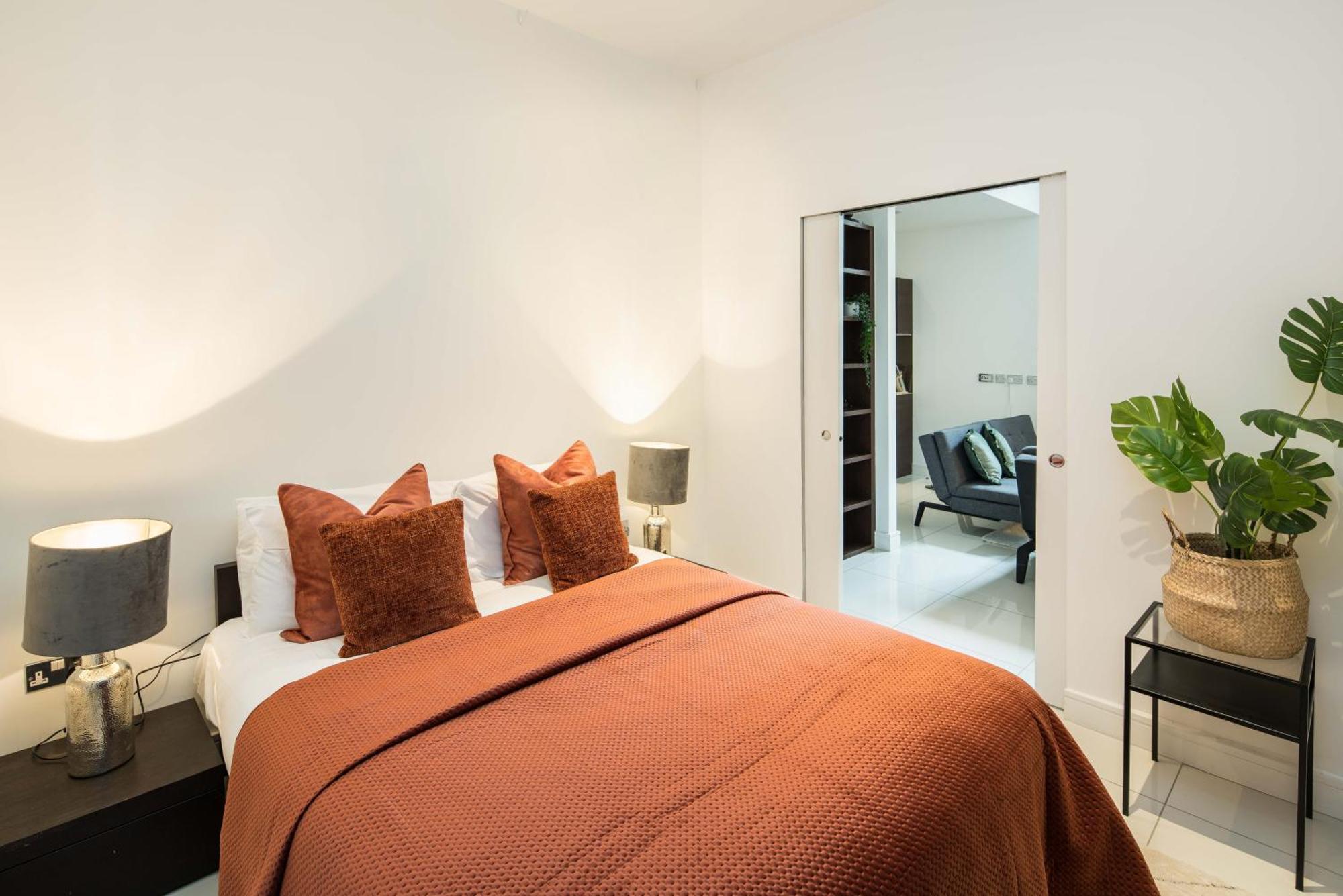 Al Central-Soho-Chinatown-Coventgarden-Cozy-Onebed Διαμέρισμα Λονδίνο Εξωτερικό φωτογραφία